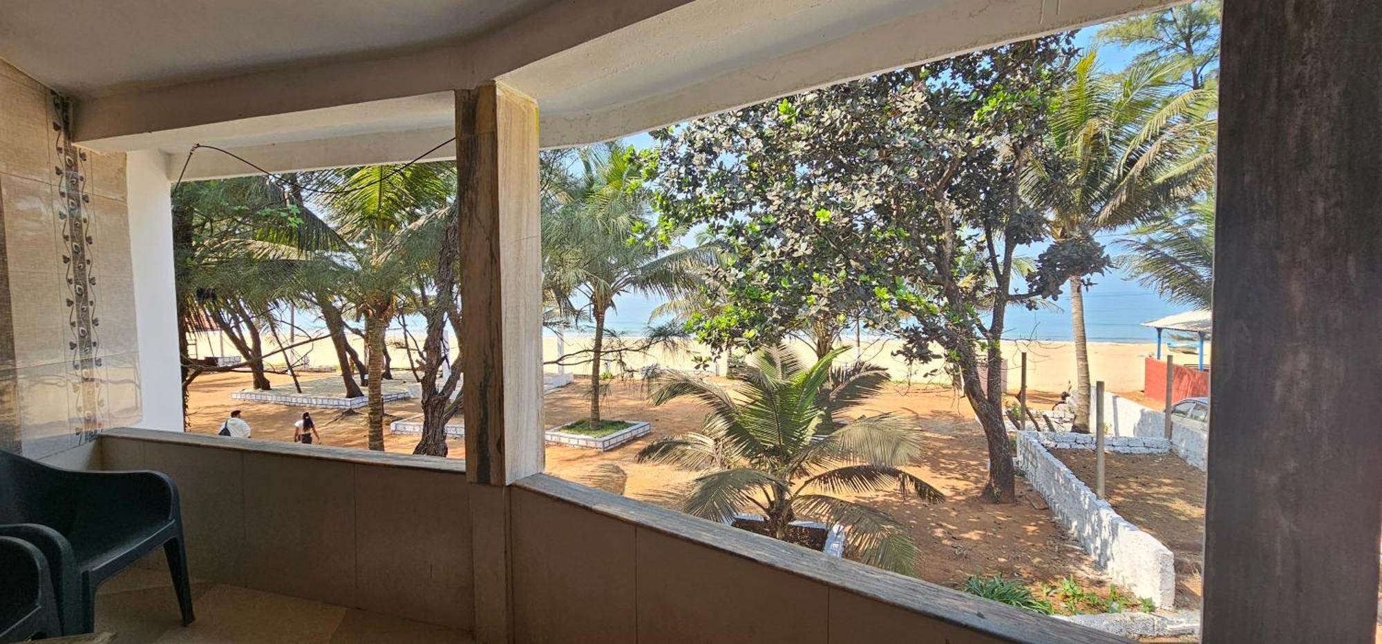 The Meraki Beach Resort Гокарна Екстериор снимка
